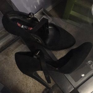 Black Mary Jane Heels Size 7.5